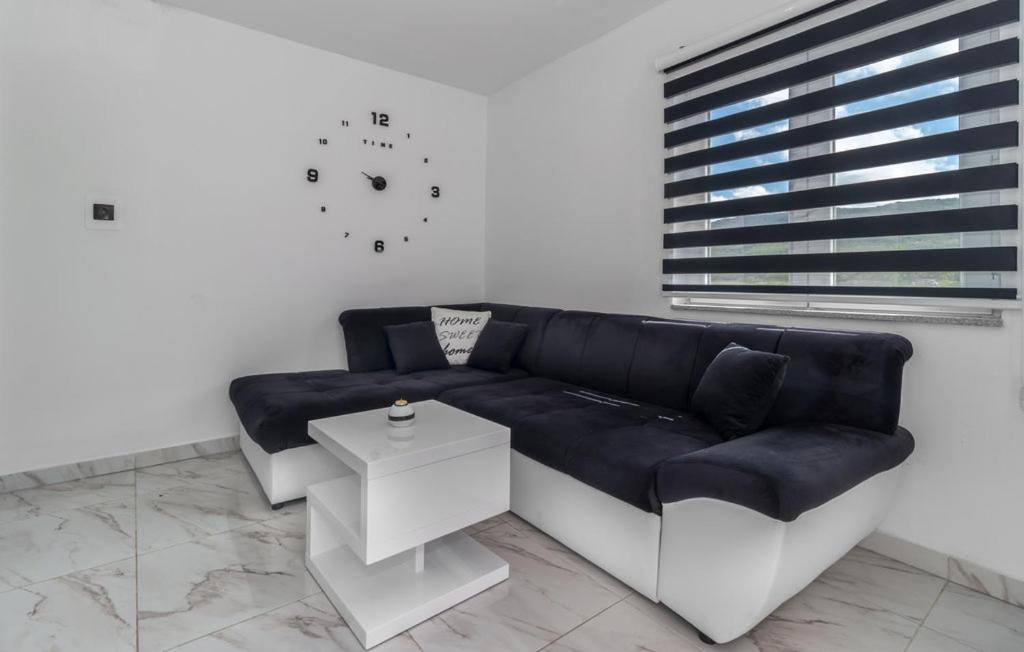 Apartments Sweet Home Otocac Ngoại thất bức ảnh