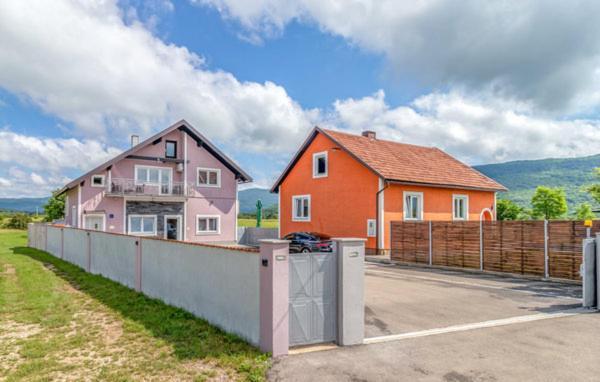 Apartments Sweet Home Otocac Ngoại thất bức ảnh